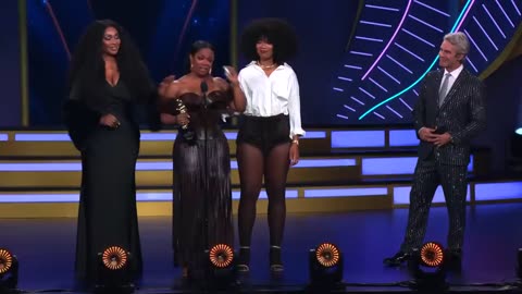 Kandi Burruss Receives The Wifetime Achievement Award