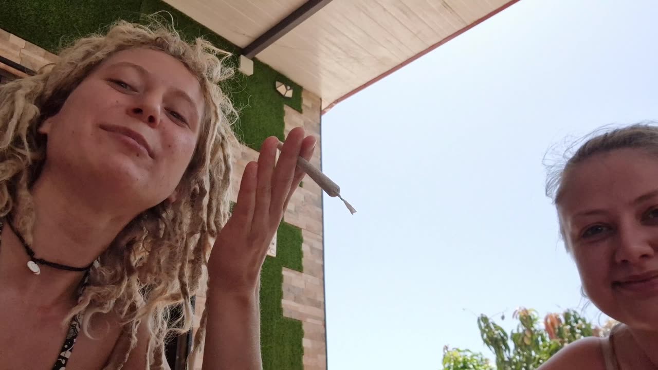 🌿Day in the life of a stoner💨