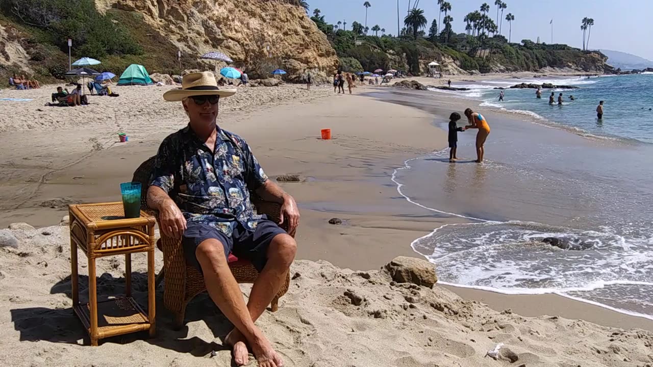 The Beach Captain in Time-Lapse. Divers Cove, Laguna Beach, California. TL 051