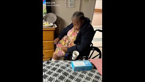 TRINA B SHOWS TEXT FROM HIS CRACKERJACK BOX LAWYER WHO CANT EVEN SPELL BRIAN LMAO BOY BYE