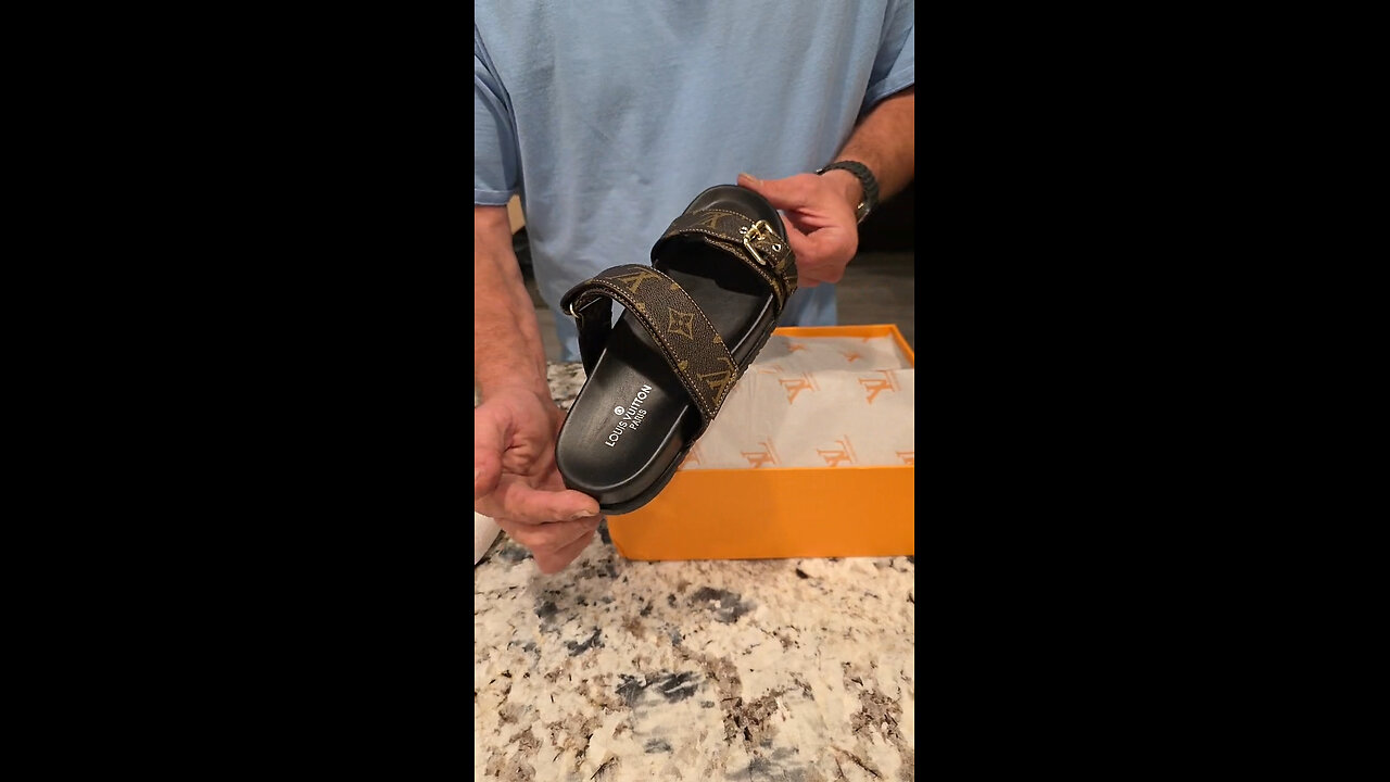 The late show! Unboxingmystery.com Heidi