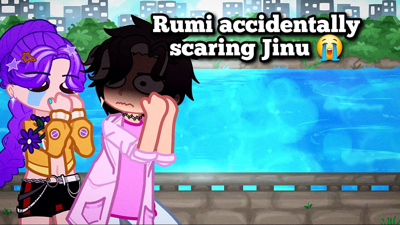 Rumi accidentally scaring Jinu 😭