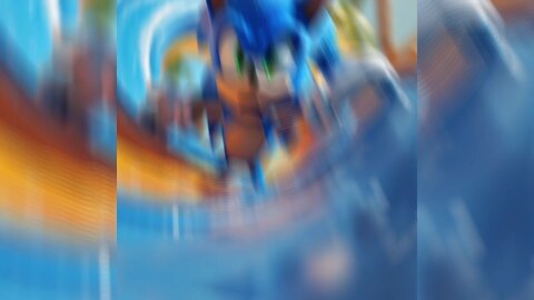 Sonic en piscina