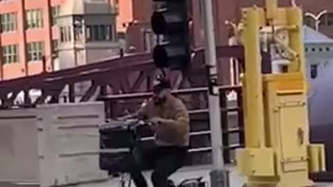 An Illegal Alien jumps on a bike during an ICE chase and gets away for now