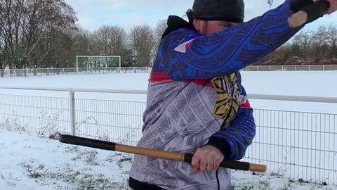 « Même face à Thanos, ils n’ont pas reculé. Aujourd’hui, sois ton propre Avenger : tiens bon