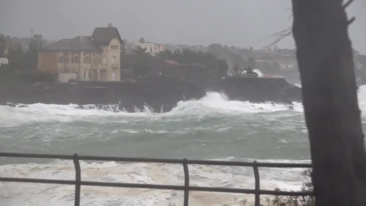 Red alert declared as Sicily hit by violent storms