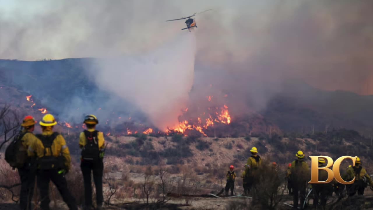 Thousands ordered to flee their homes after new blaze ignites in Los Angeles County