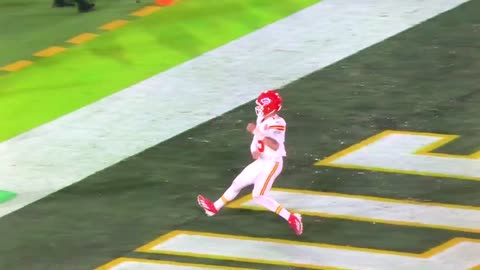 Chiefs QB #15 Patrick Mahomes 9 yd Keeper TD 🏈