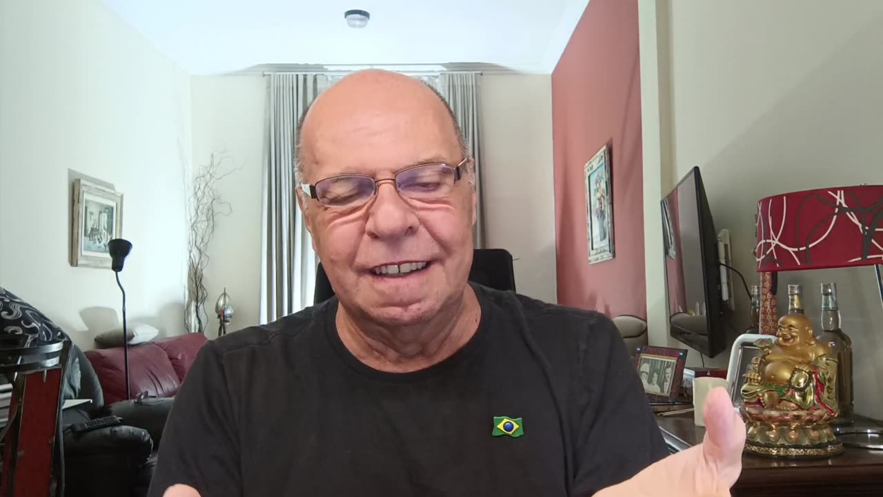 Claudio Castro explode nas redes sociais