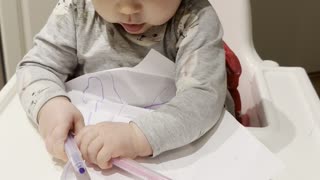 Little artist at work 🎨💕 Baby Kayla’s back with her drawing action
