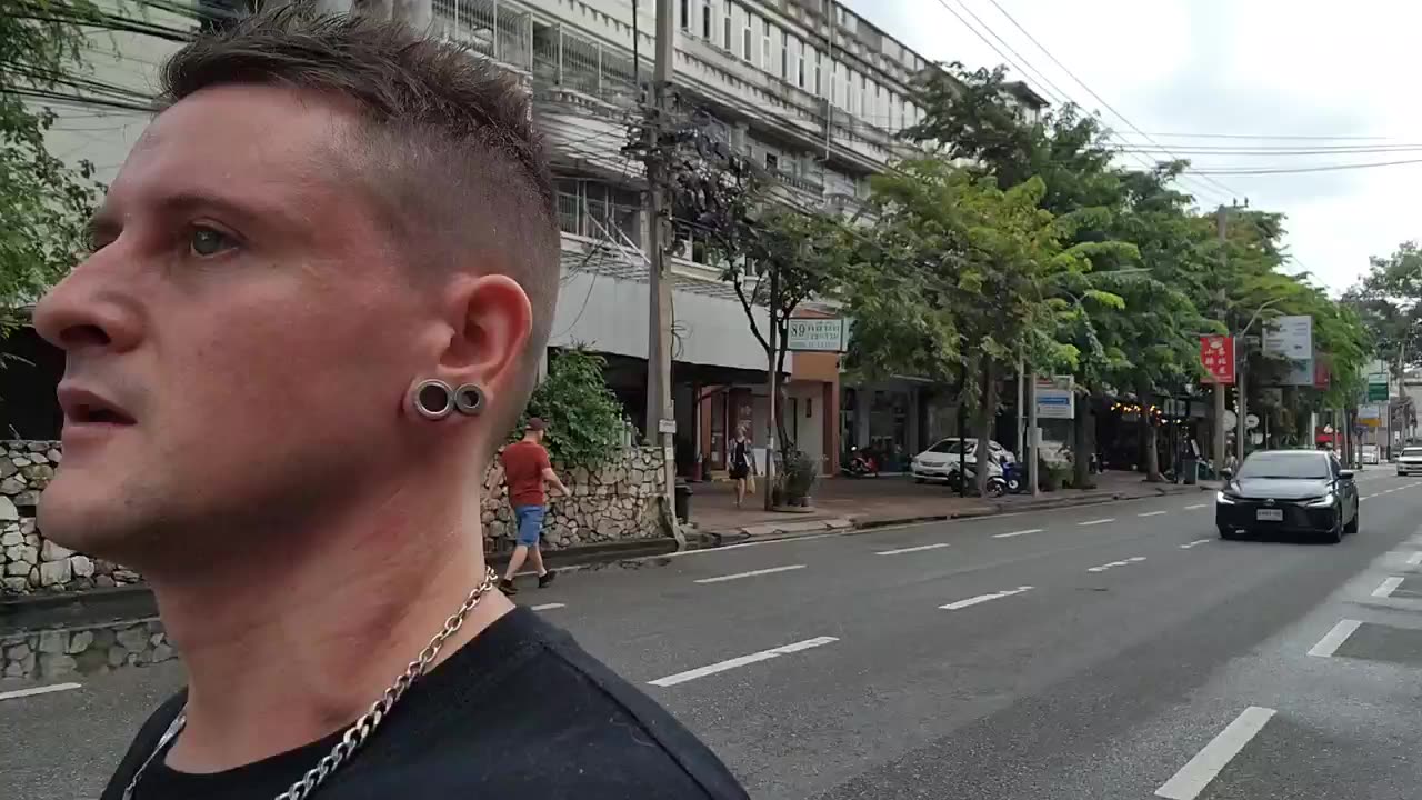 ALCOHOLIC LADYBOY SEAJUMPING PATTAYA BELLENDS