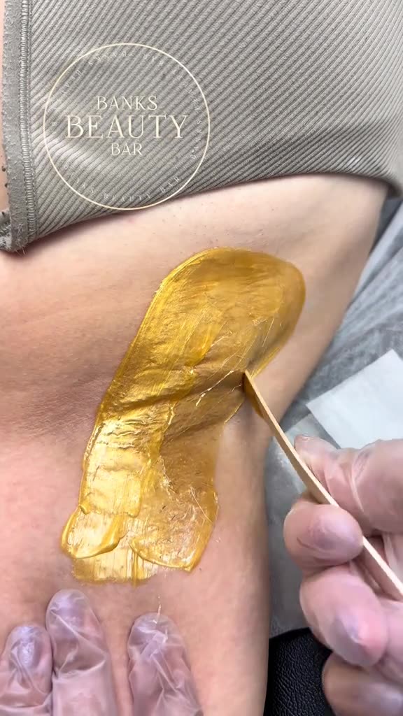 Underarm Waxing in North Dallas | Sexy Smooth Golden Allure Hard Wax Demo by @banksbeautybar.co