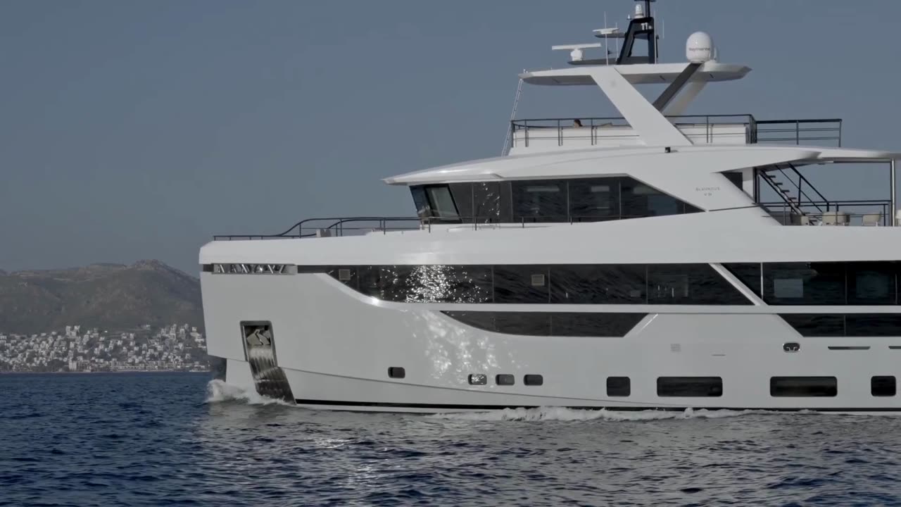 Luxury Custom Steel Motor Yacht EZGY | 30m Masterpiece Built in 2021