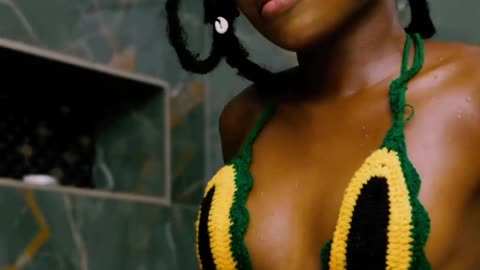 Pretty Thick Girl Bounces.