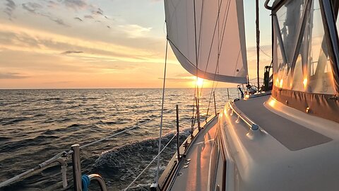 Failing Winds Sailing from Marquette to Grand Marais, MI