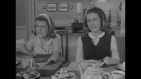 The Patty Duke Show - S01E01 - The French Teacher - 1963 - HD