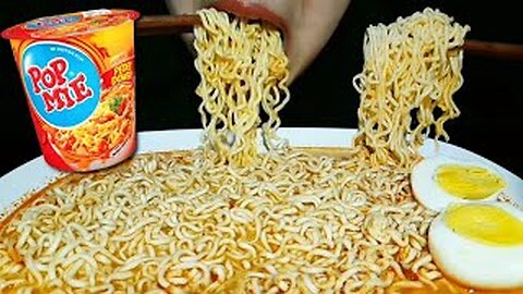 ASMR MUKBANG - SUPER SPICY NOODLES RAMEN