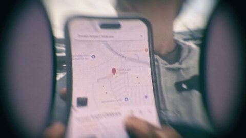 Americans Hunt Down The Fraud