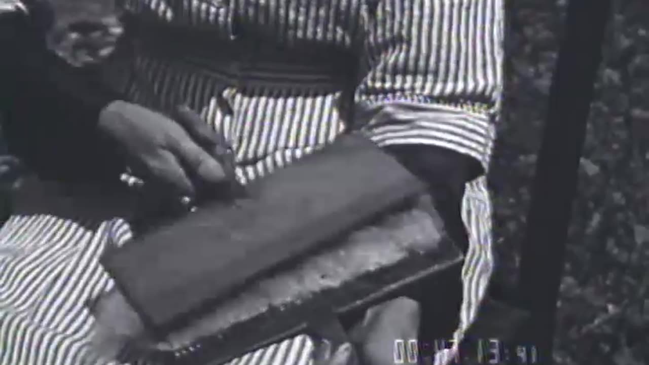 A Story of Zinc Red Cross World... - A Story of Zinc Red Cross World War I Activities - fc-fc-705a-b