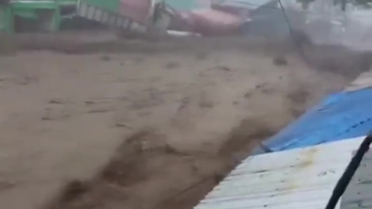 Aftermath of Typhoon “Kalmaegi” and Approach of a New Storm in the Philippines
