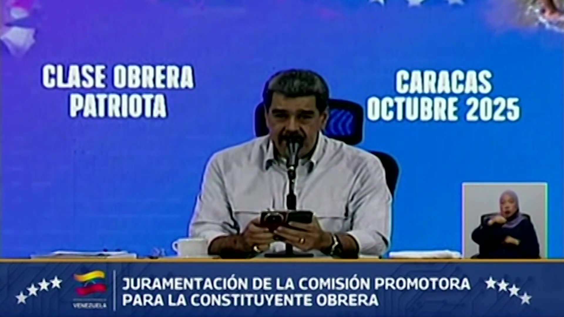 Venezuelas Maduro uses English to call for peace with US