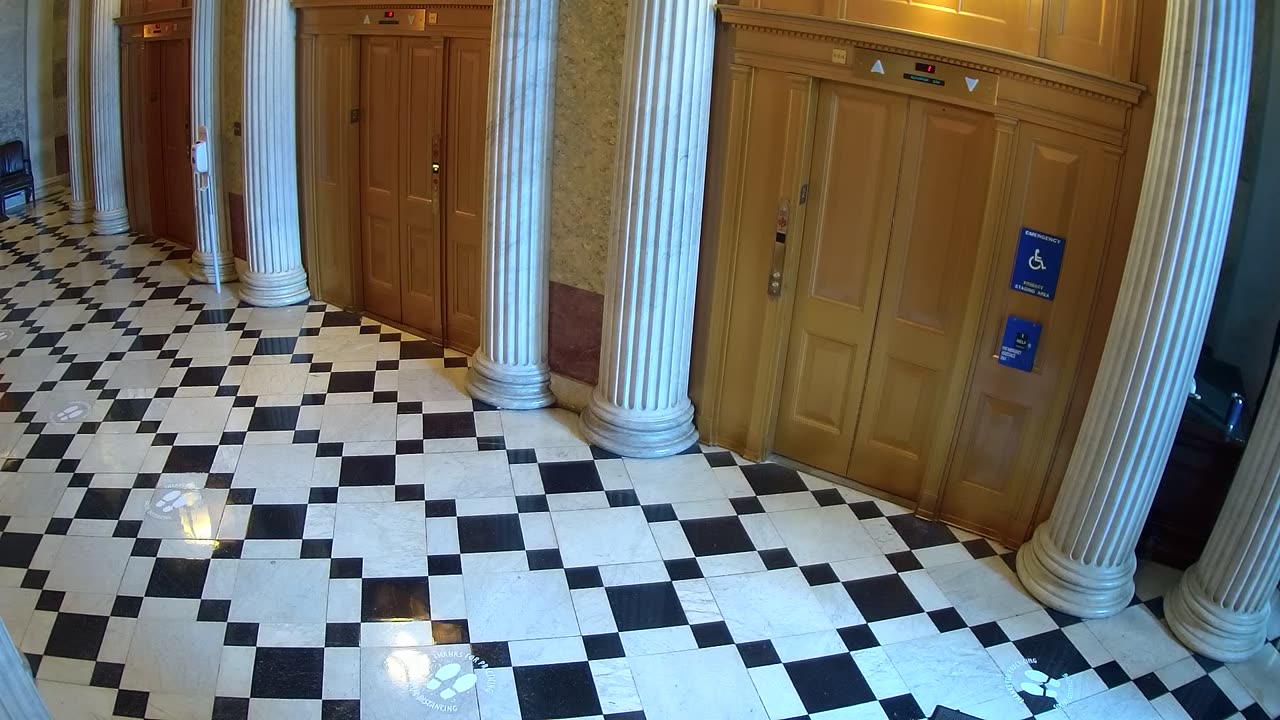 0211USCS02UpperSenDoorElevators_2021-01-06_11h08min48s213ms.mp4