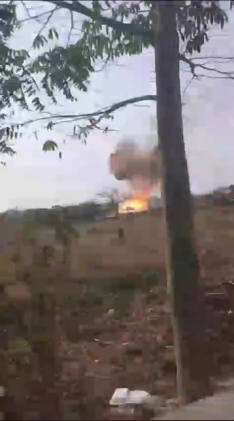 Incendio en finca de Variante-Mamonal