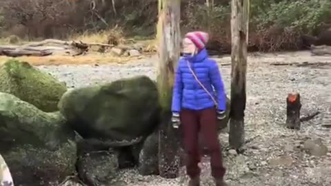 What Kind Of Bird Is This? LMAO! (*EXTREME Language Warning*