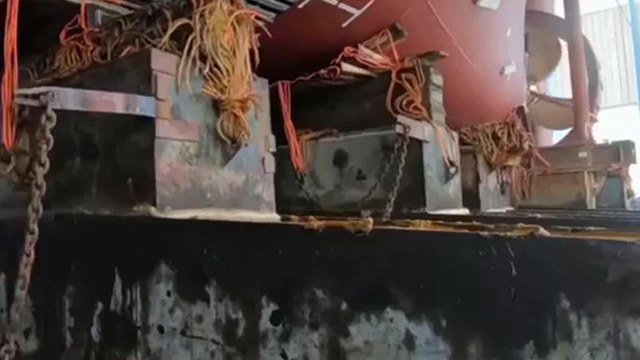 🤯✨ Watch Hydraulics & Wedges Launch an Ice-Capable Cargo Ship! | FeedMyCuriosity