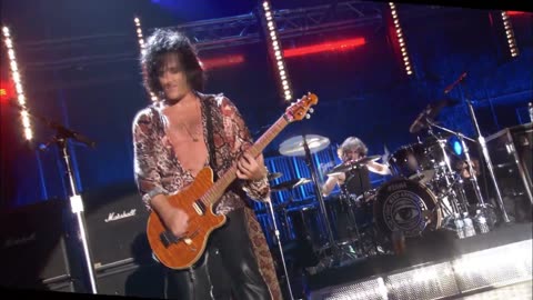 Ready Steady Go (Generation X song) - Billy Idol (live)