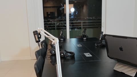 5 STAR LIVESTREAM - Don't Put Her On A Pedestal