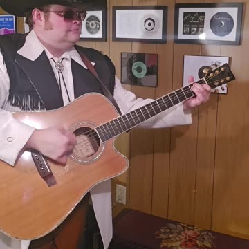 Trent Page plays Bob Luman.