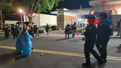 National Guard Appears In Portland outside Ice Facility