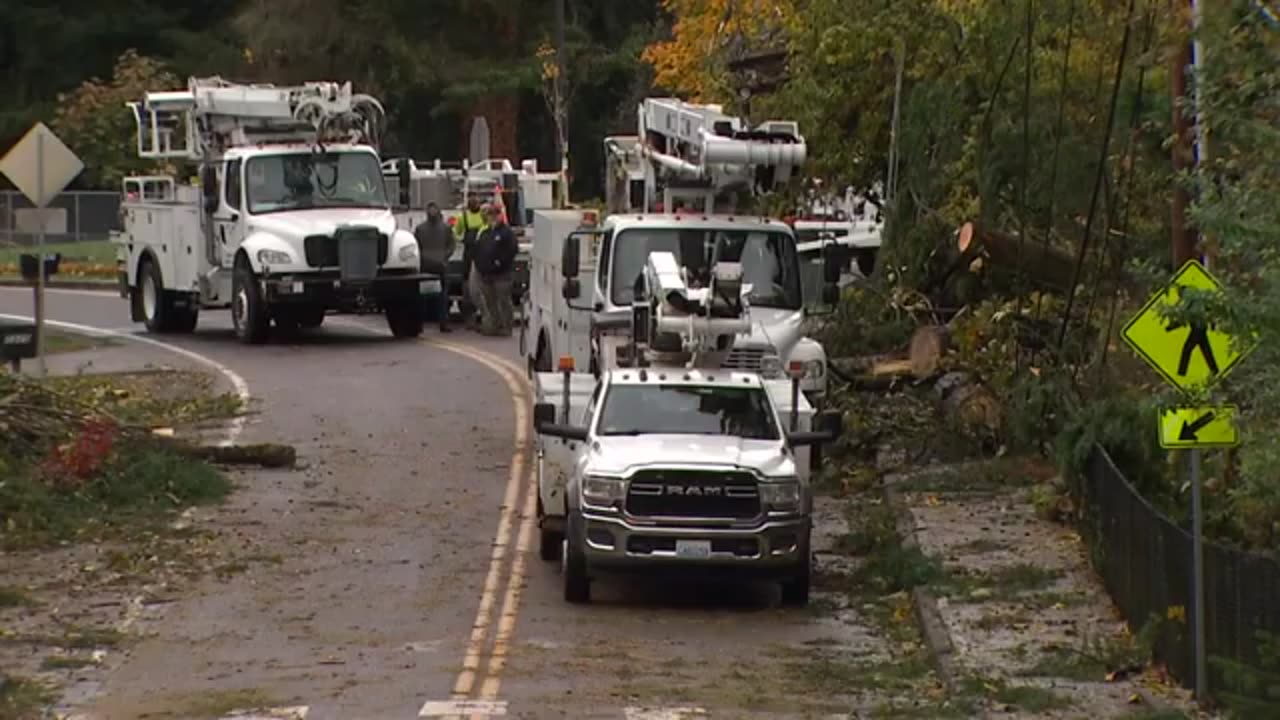 Power outages and school closures in Pierce County