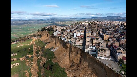 EUROPE WORST LANDSLIDE DISASTER [plus new money system with military tribunals on background]
