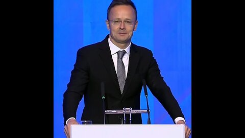 Canciller húngaro habla en ruso en conferencia de Minsk