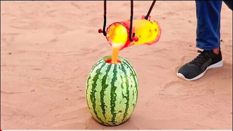 Watermelon VS Molten Aluminium | तरबूज में डाला पिघला हुआ एलुमिनियम | Awesome Results