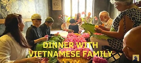 Vietnamese Family Invited Me for Dinner at Home | Vietnam Vlog #9