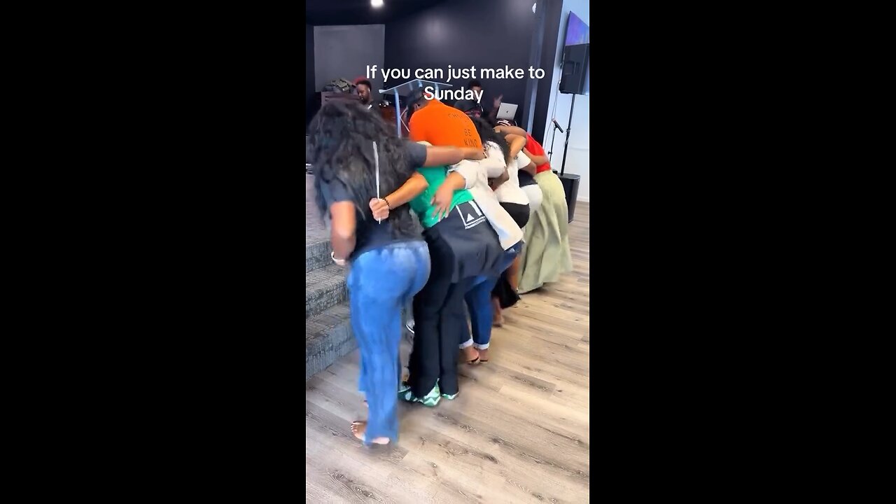 a good praise will make you feel better 💃🏽💃🏽🕺🏾 #praisebreak