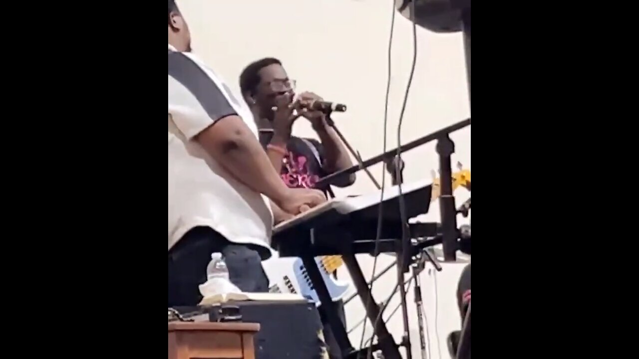 What my alarm clock sounds like lol