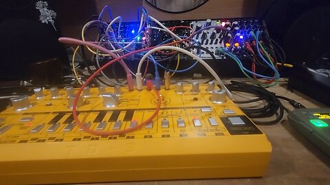 if techno was a 90s pop song