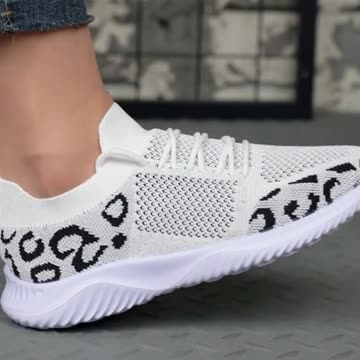 Women's Knitted Sports Shoes