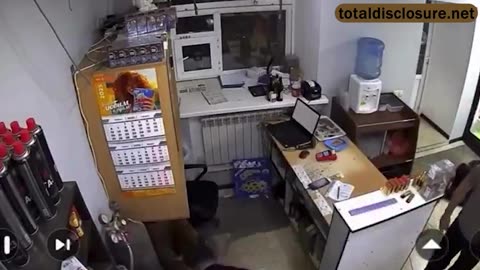FAFO: DAGESTAN POUNDING | Two males tried to rob a business in Dagestan, Russia