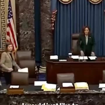 Must watch ➡️ Kamala botched the Pledge of Allegiance 👀