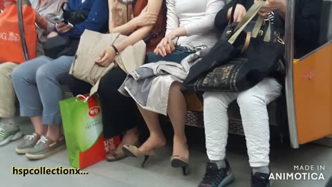 Korean MILF shoeplayer on subway...Preview ( Full clip is 12.24min )