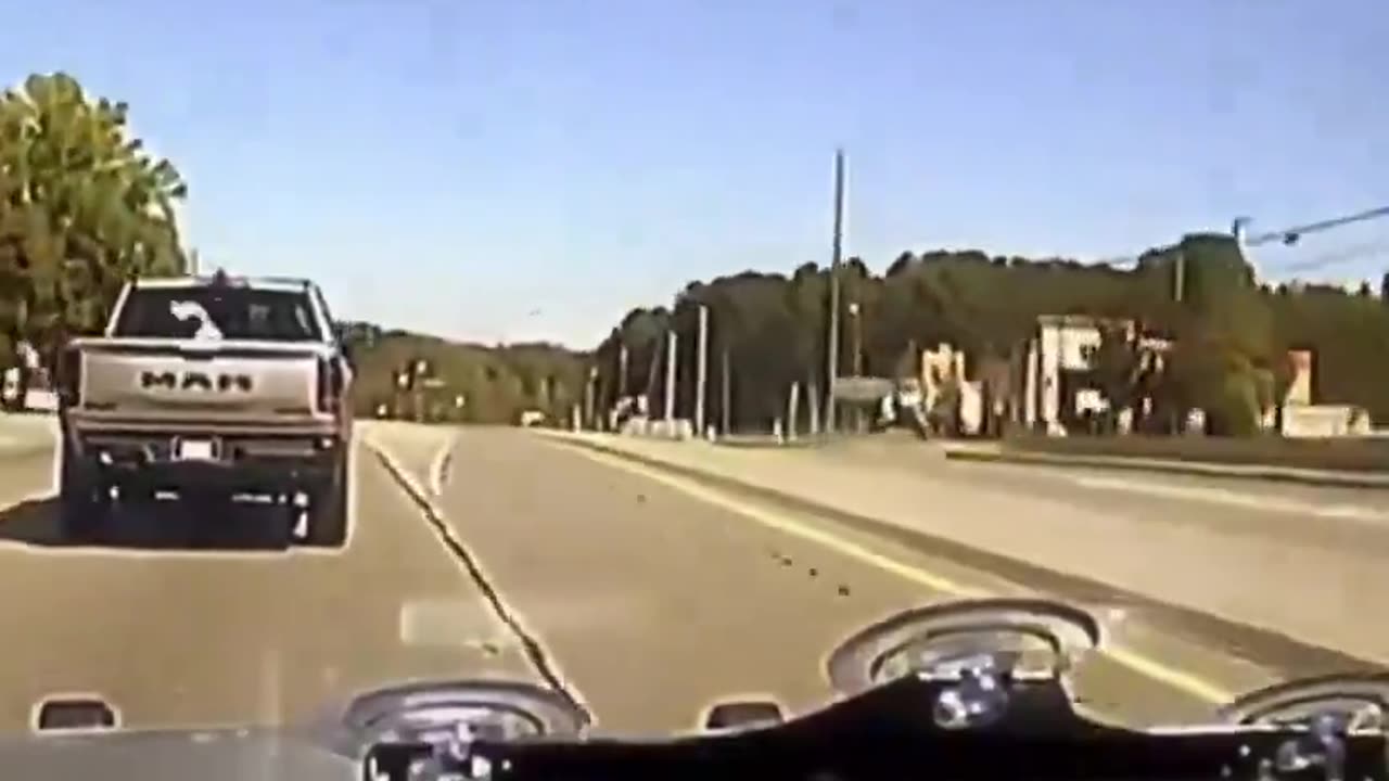 Most insane police chase you’ll ever come across.