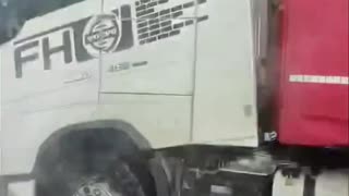 Blokada wielu dróg w powiecie krośnieńskim. Zamknięta jest miedzy innymi DK28