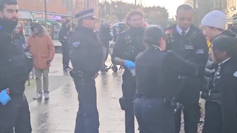 🚨WOW: A woman in Britain has been ARRESTED, searched and escorted to a a police station for feeding pigeons on a high street.