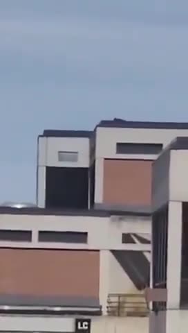 Eyewitnesses recorded someone on the roof (CHARLIE KIRK)