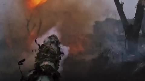 Ukrainian T72 Tank Firing On Russian Positions(Incredible Footage)